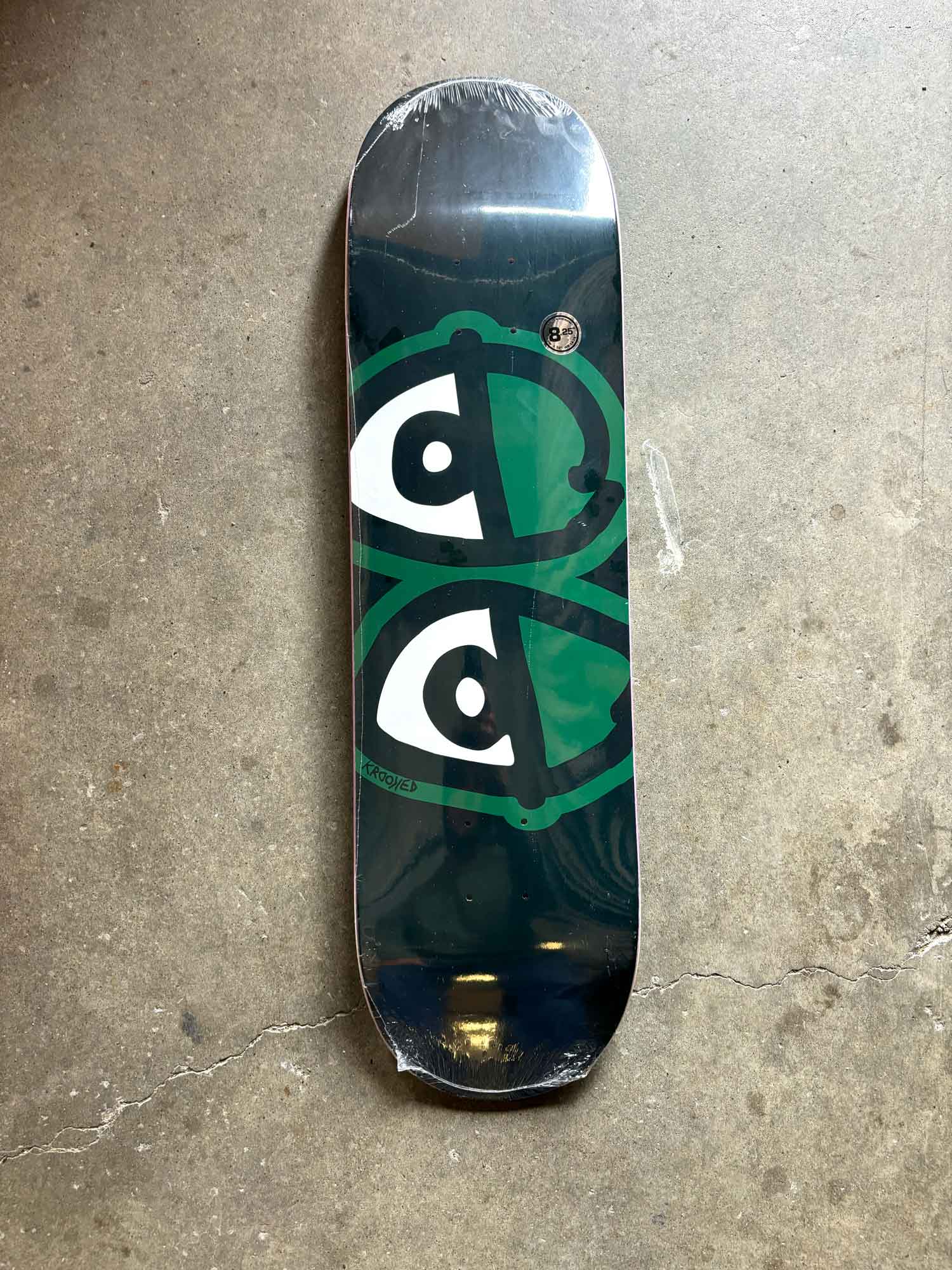 Crooked Eyes Team Deck 8.25